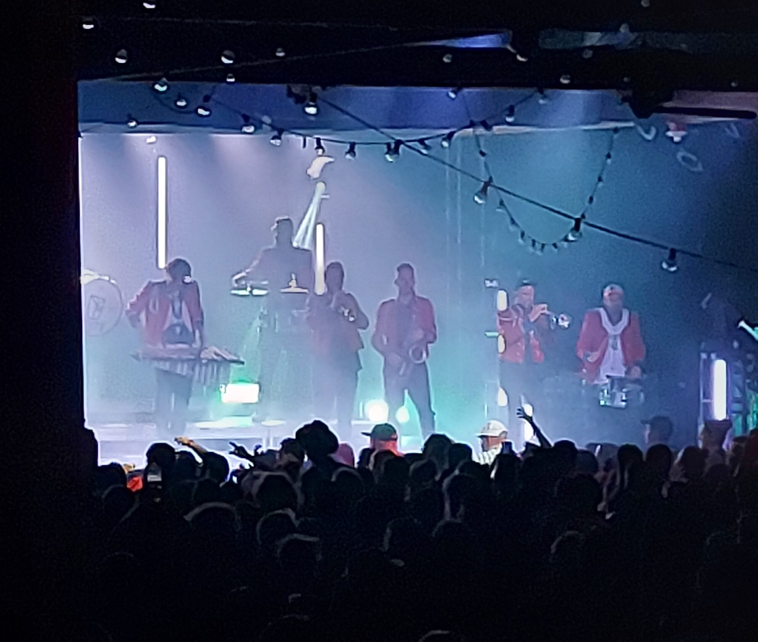 Verses on Verses | Contrasting the Matchbox Twenty & Meute shows